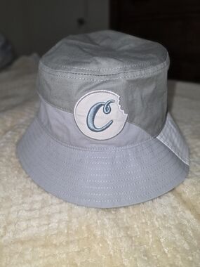 Cookies Two-Tone Gray & White Bucket Hat | Adult: S/M *NEW